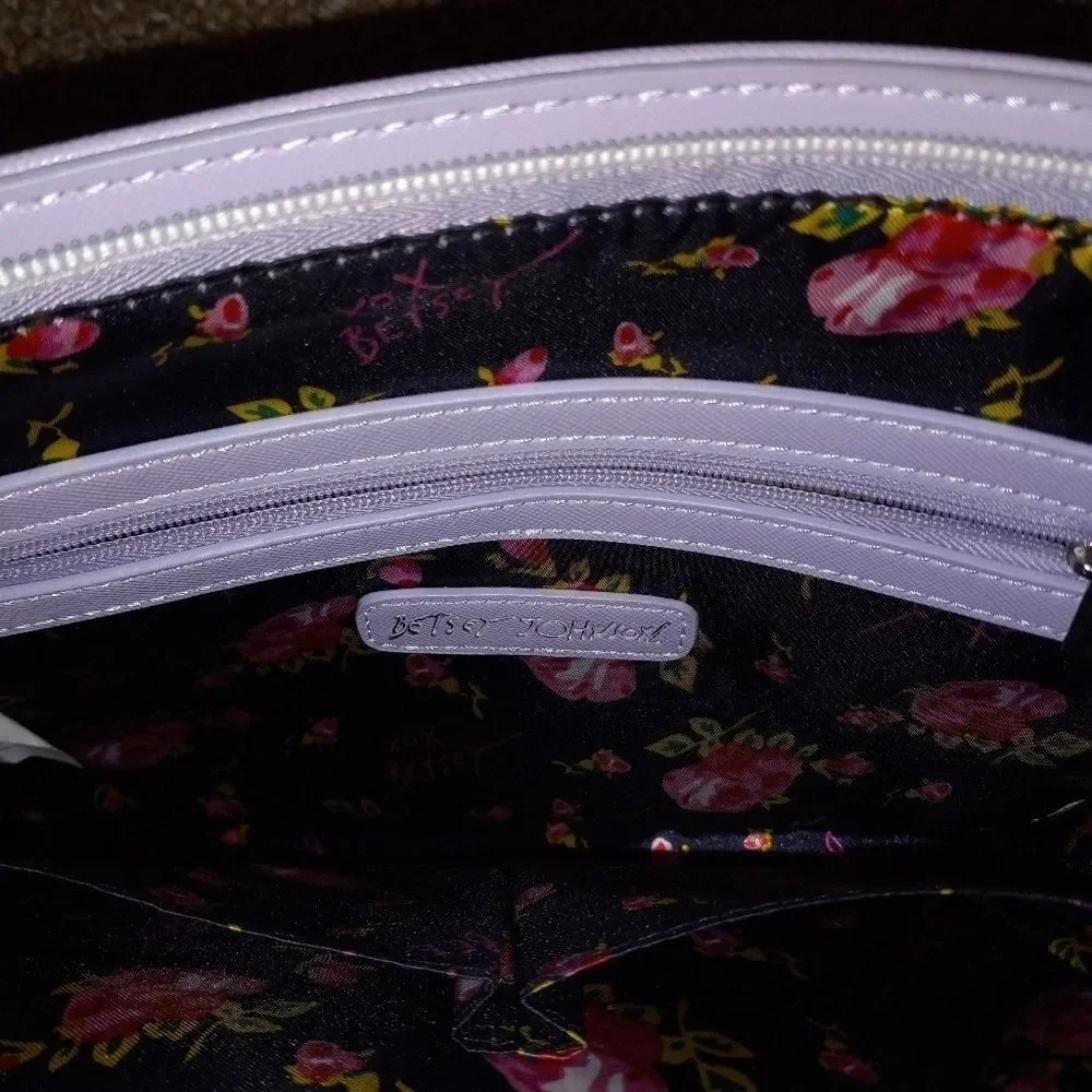 BETSEY JOHNSON PURSE - Picture 9 of 11
